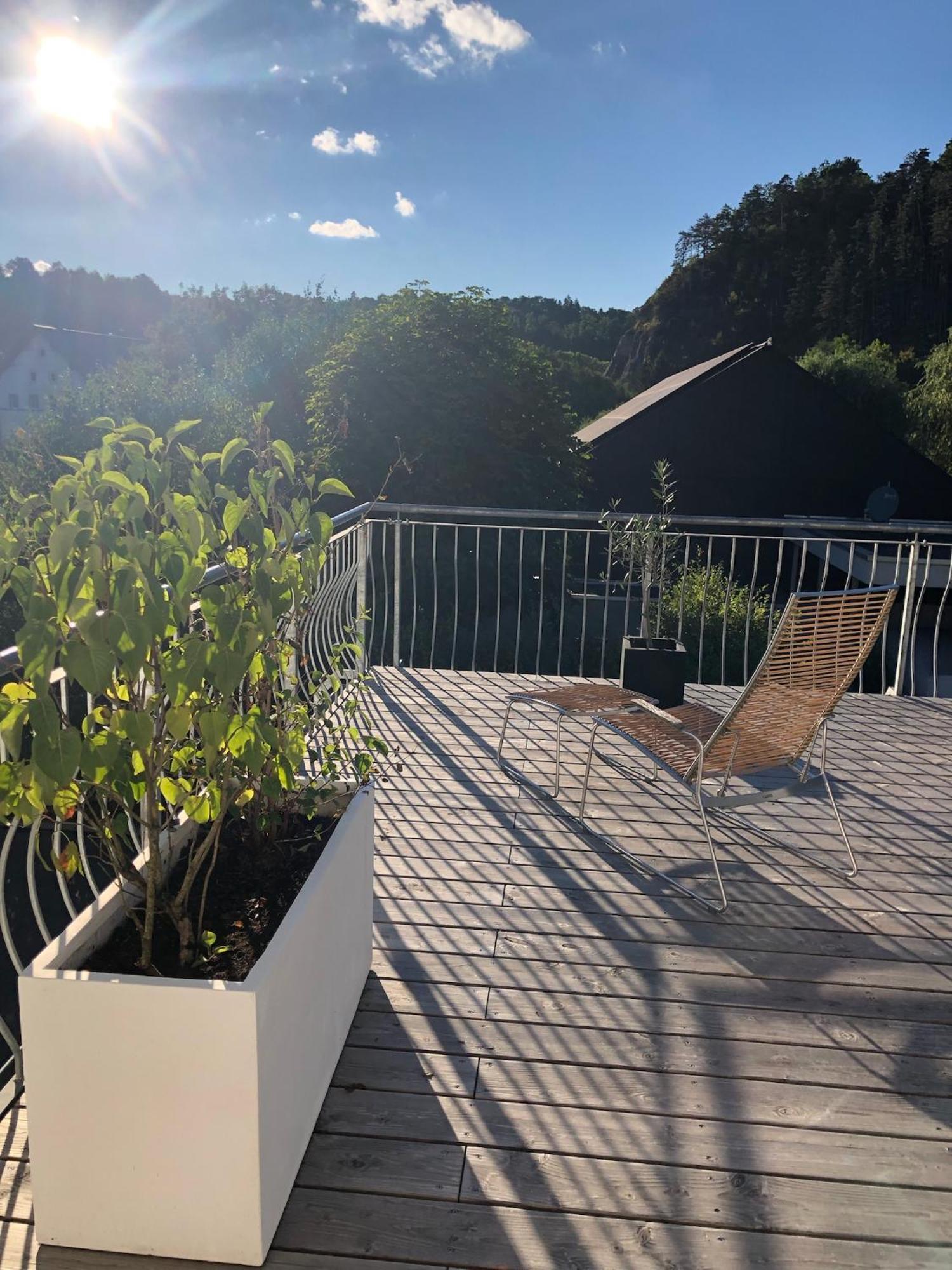 Stilvolle Wohnung Fuer 2-3 Personen - Mit Riesiger Dachterrasse Haigerloch Exterior photo
